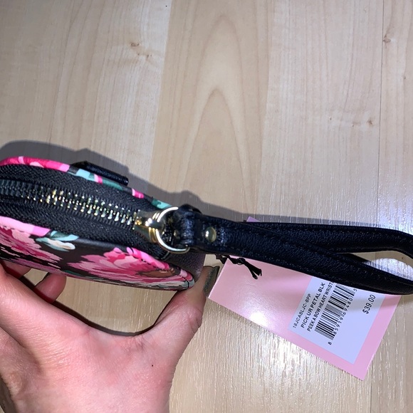 JUICY COUTURE Pick Ur Petal Peek a bow Heart Wristlet - Picture 5 of 7